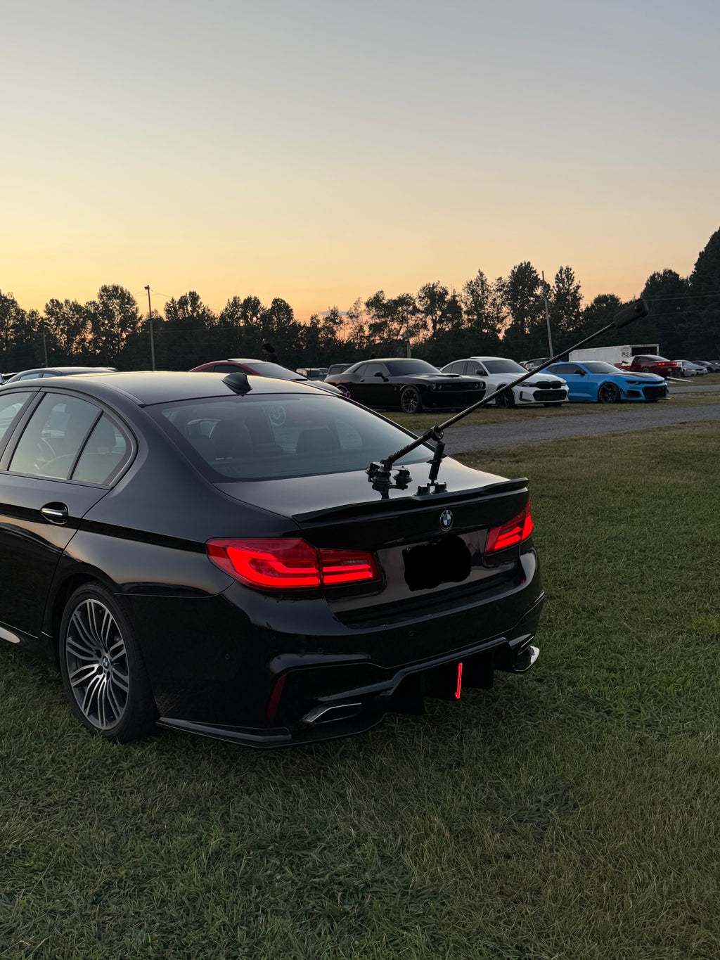 Rear Bumper Diffuser For BMW 5 Series G30 G31 G38 M5 Style 2017~2023 530i 540i With LED Light Rear Bumper Spoiler Splitter